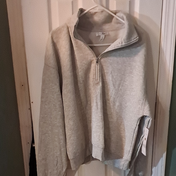 Just Be Light Gray Pullover - Picture 1 of 3